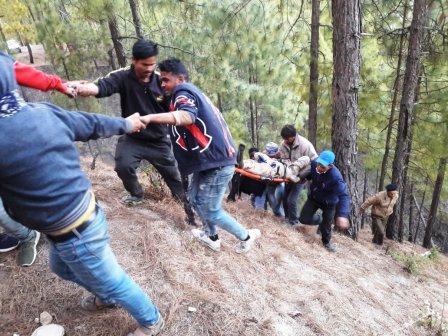 छिलका छीना में सड़क हादसा, चालक की मौत