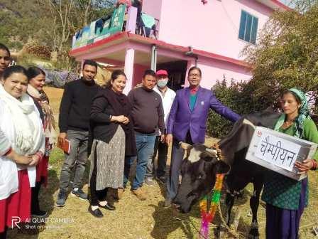 जमुना की बछिया और गिरधर की बकरी चैम्पियन, भूपेन्द्र की भैंस तीसरे स्थान पर