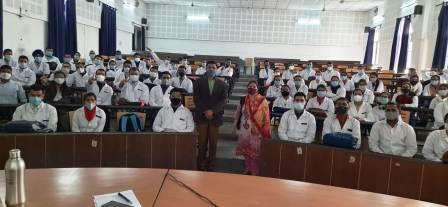 मेडिकल छात्र सीखेंगे अब डाक्टरी के साथ गढ़वाली भाषा का सबक