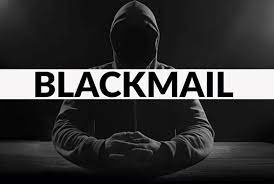 ब्लैकमैलर के लिए स्वर्ग बना उत्तराखण्ड