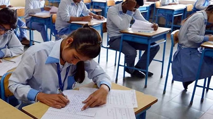 उत्तराखंड हाईस्कूल बोर्ड की परीक्षाएं रदद, 12वीं के एग्जाम स्थगित