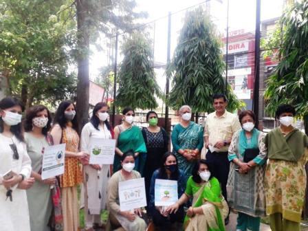 विश्व पर्यावरण दिवसः महिला रोग विशेषज्ञों ने चलाया वृक्षारोपण अभियान