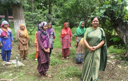 पर्यावरण से सामंजस्य एवं सौहार्द का संदेश देता है लोकपर्व हरेलाः राज्यपाल