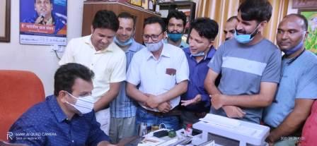 14 सूत्री मांगों को बेरोजगार फार्मासिस्टों ने आम समर्थन जुटाने की शुरू की मुहिम, विधायकों को सौंपा ज्ञापन