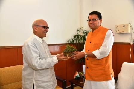 मुख्यमंत्री से प्रधानमंत्री के सलाहकार भाष्कर खुल्बे की मुलाकात, केदारनाथ पुनर्निर्माण कार्यों एवं बद्रीनाथ धाम के मास्टर प्लान के सम्बन्ध में की चर्चा