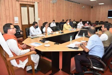 1905 पर मुख्यमंत्री पुष्कर धामी ने सुनी जनशिकायतें, शिकायतों के जल्द समाधान के लिए धामी सरकार की ये है प्लानिंग