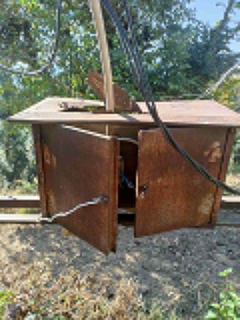 छः महीने बीत जाने के बाद भी ट्रांसफार्मर नहीं बदल पाया है ऊर्जा निगम