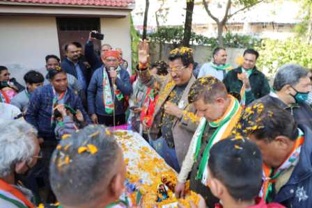 कांग्रेस नेता सूर्यकांत धस्माना की गोविंदगढ़ में जनसभा, कहा-कांग्रेस ही कर सकती प्रदेश का विकास