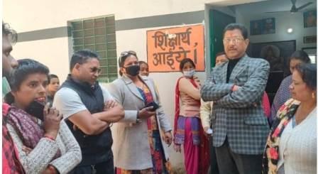 यहां सरकारी कर्मचारी को बना दिया ठेकेदार, कांग्रेस नेता सूर्यकांत धस्माना ने किया खुलासा