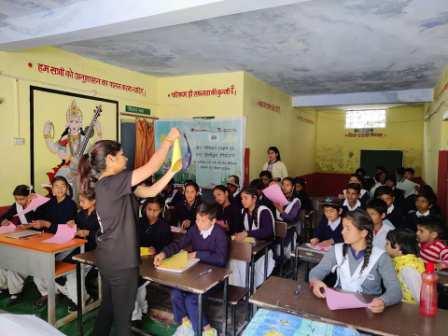 उत्तराखण्डः सरकारी स्कूलों में घटती छात्र संख्या से शिक्षक संघ चिंतित