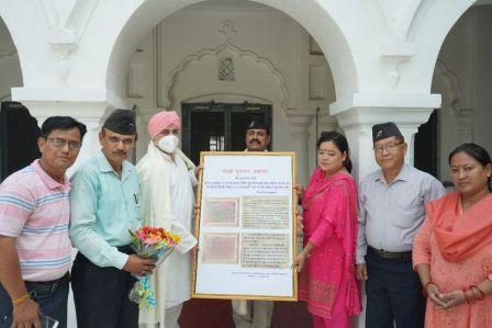 गोर्खाली महासभा की केन्द्रीय कार्यकारिणी पदाधिकारियों ने श्री दरबार साहिब में टेका मत्था