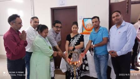शिक्षक दिवस पर धर्मानंद उनियाल डिग्री कॉलेज में आयोजित किये गये कार्यक्रम