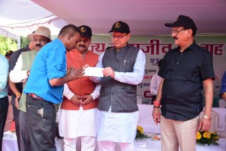 वन्यजीवों के हमले से मारे जाने पर अब पांच लाख मुआवजा, सीएम धामी ने की घोषणा