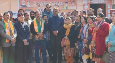 पूर्व सीएम त्रिवेन्द्र मामले में सुप्रीम कोर्ट के फैसले पर भाजपा कार्यकर्ताओं में खुशी की लहर