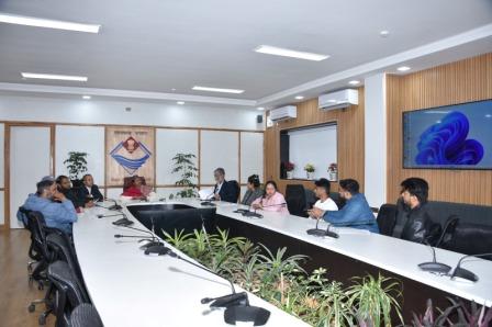 अपर मुख्य सचिव श्रीमती राधा रतूड़ी से मिले पीसीएस मुख्य परीक्षा के अभ्यर्थी