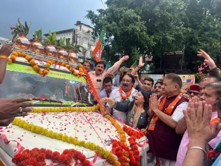 प्रदेश की प्रमुख नदियों से एकत्रित पवित्र जल संग्रहण यात्रा पहुंची देहरादून