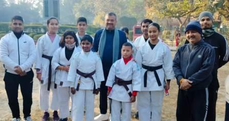 मेयर सौरभ थपलियाल ने गांधी पार्क का किया निरीक्षण, स्वच्छता व दून को हरा भरा बनाने पर दिया जोर