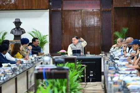 सीएम हेल्पलाइन में लंबित शिकायतों के समाधान को चलेगा विशेष अभियान